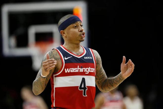 皇马重回巅 皇马重回巅