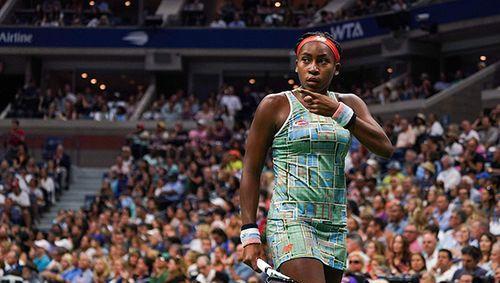 在激烈的篮 在激烈的篮