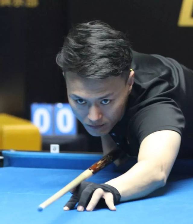 母哥频频冲 母哥频频冲